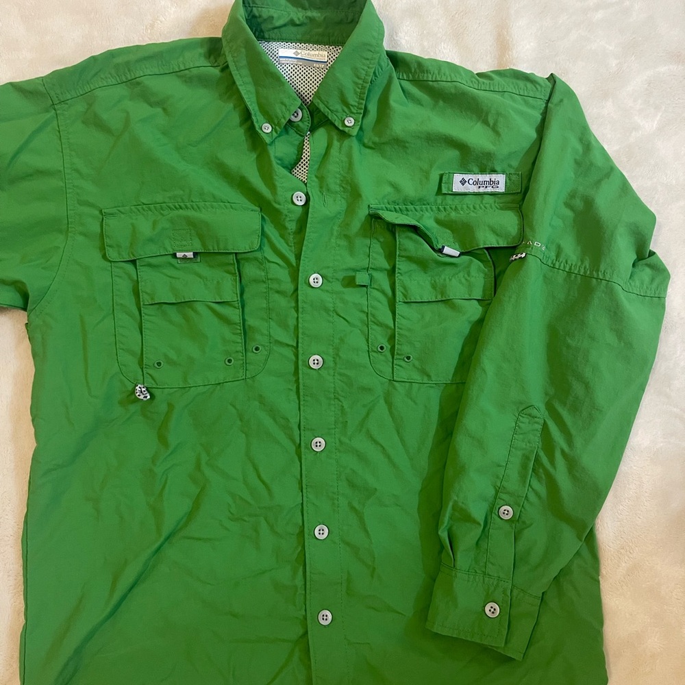 Columbia Green Button-Up Shirt